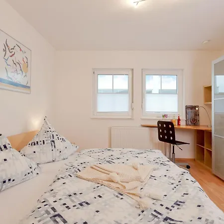 Fh Blaue Haus Am Peenestrom * بيناموندا